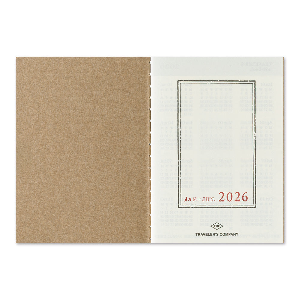 (PRE-ORDER) Traveler's Notebook 2026 Weekly - Passport Size