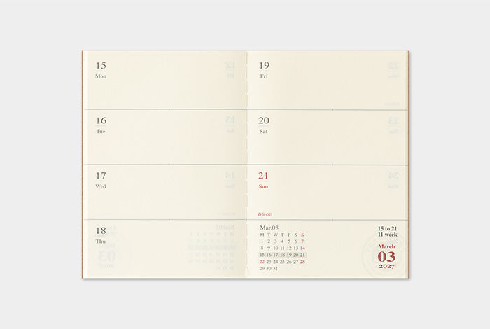 PRE-ORDER Traveler's Notebook Refill 2027 Weekly (Passport size)