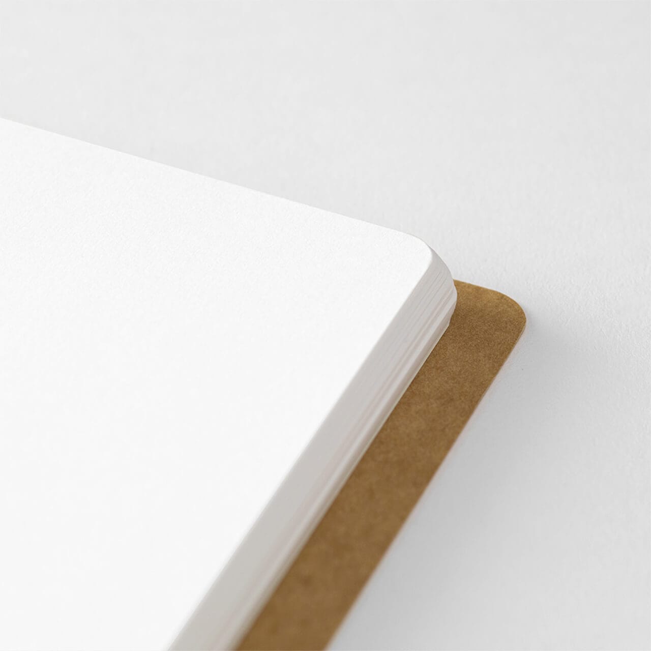 Traveler’s Notebook TRC Spiral Ring Notebook A6 Slim – MD White