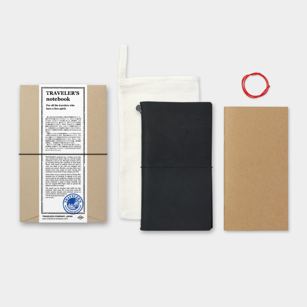 TRAVELER’S Notebook Starter Kit Black (Regular Size)