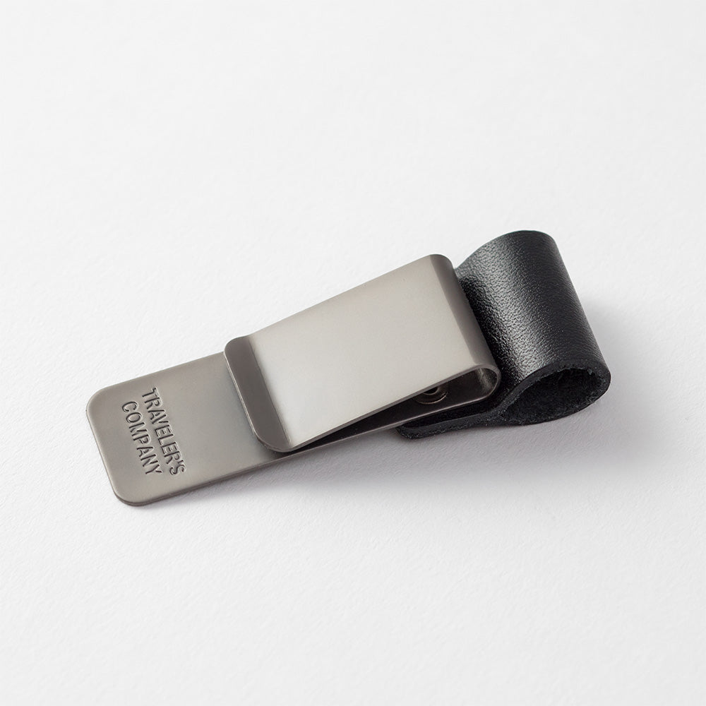 Traveler's Notebook 016 Pen Holder <M> Black