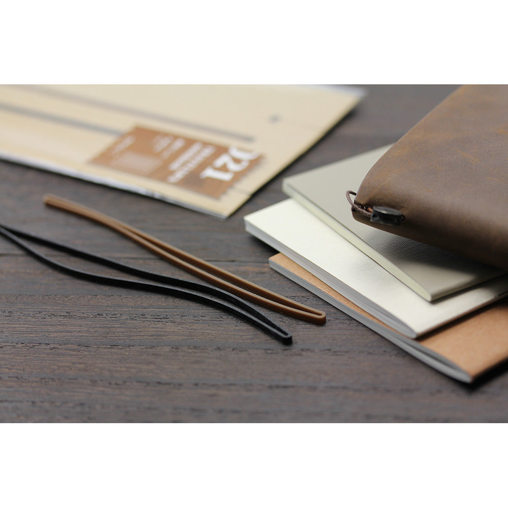 Passport Traveler's Notebook Refill - 011 Connecting Rubber Band