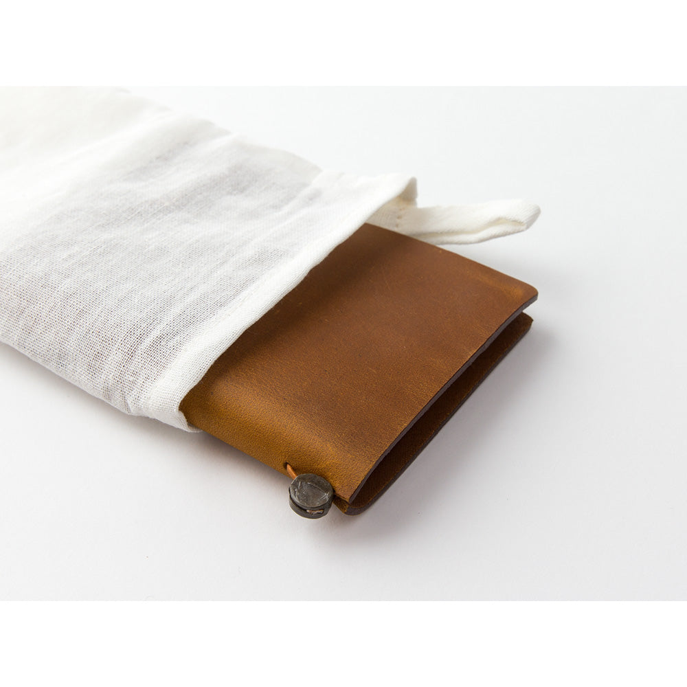TRAVELER’S Notebook Starter Kit Camel (Passport Size)