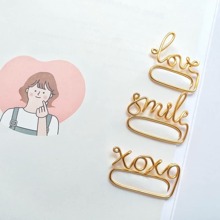 Leelaloo Words Wire Art Bookmarks Set - Gold