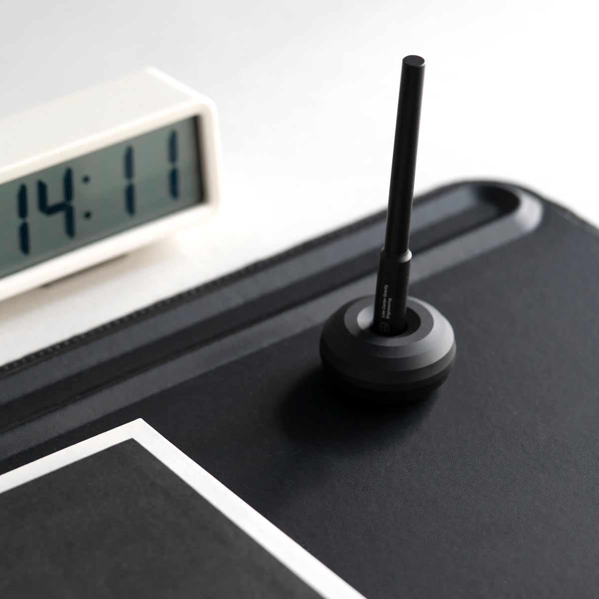 HMM Paperweight Black (COMING SOON)