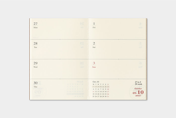PRE-ORDER Traveler's Notebook Refill 2027 Weekly (Passport size)