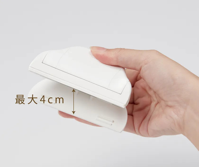 Terasuno Stationery Clip with Light - White