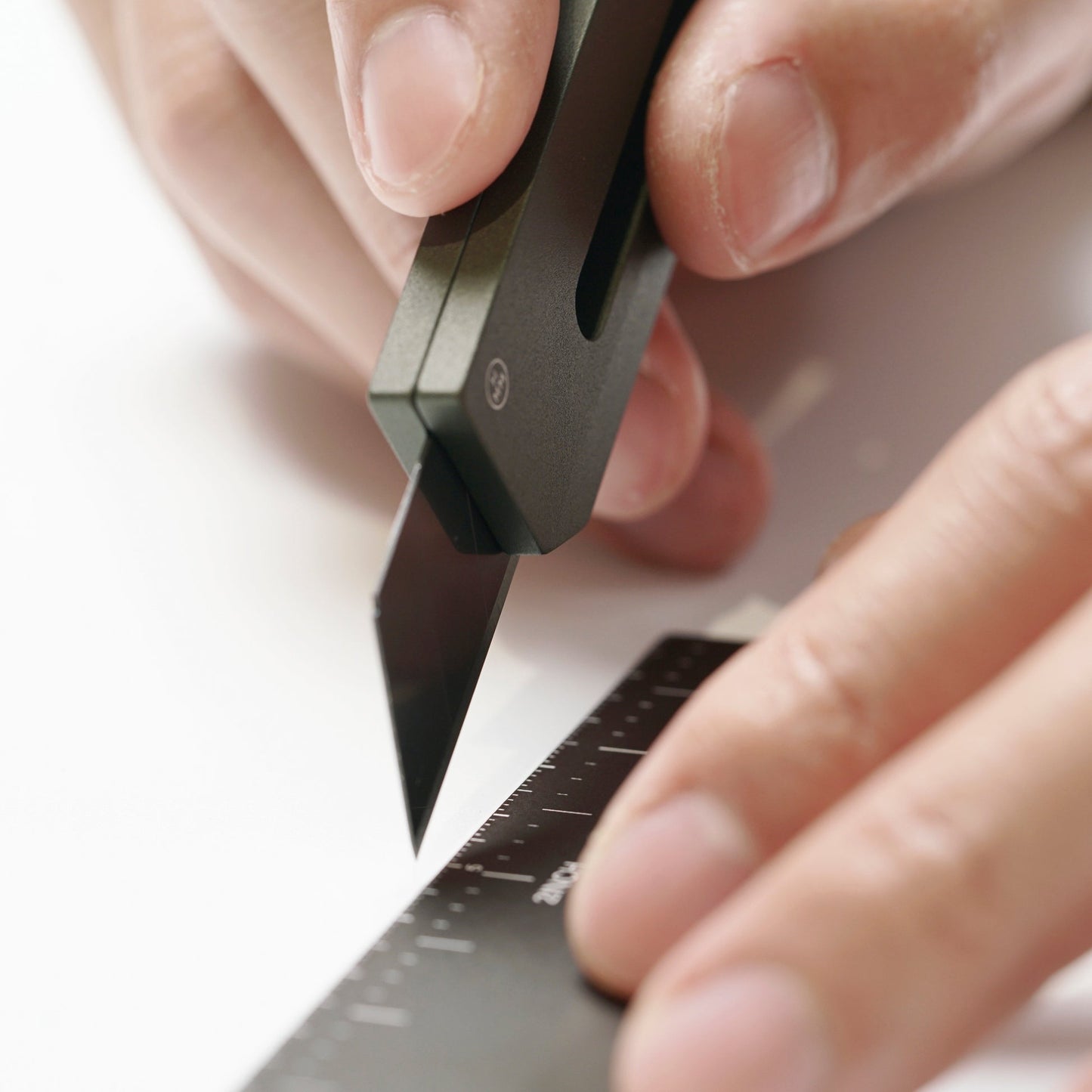 HMM Utility Knife Black (COMING SOON)